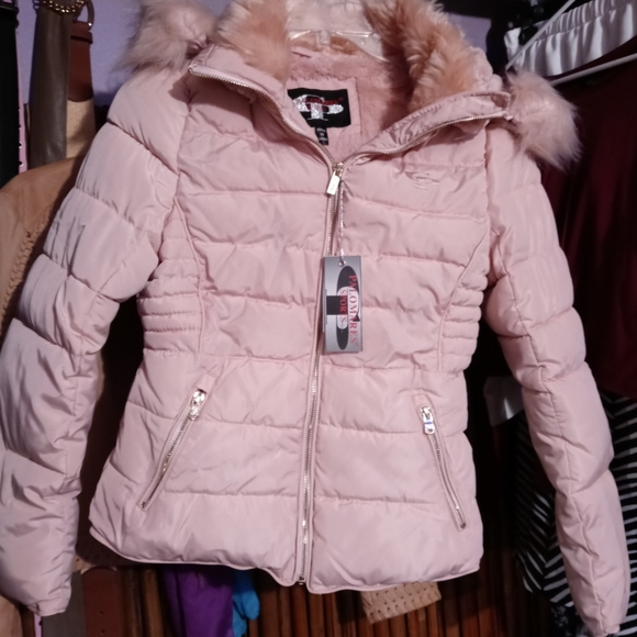 Adorable Jacket - Picture 5 of 7